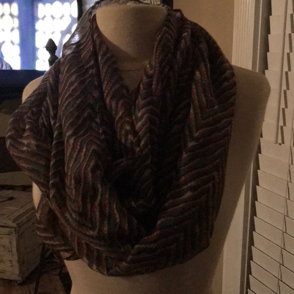 Infinity scarf - Picture 2 of 3